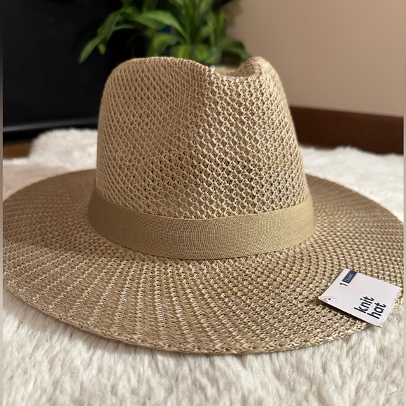 Knit Hat - Picture 1 of 3